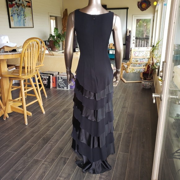 Emily in Paris Inspo: NWT Vintage Tadashi Shoji Silk Waterfall Dress - Picture 9 of 16